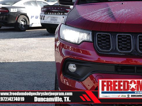 New 2026 Jeep Compass Latitude image 43