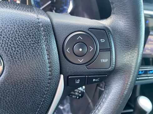 Certified 2018 Toyota Corolla SE w/ Carpet Mat Package (TMS) FWD image 17