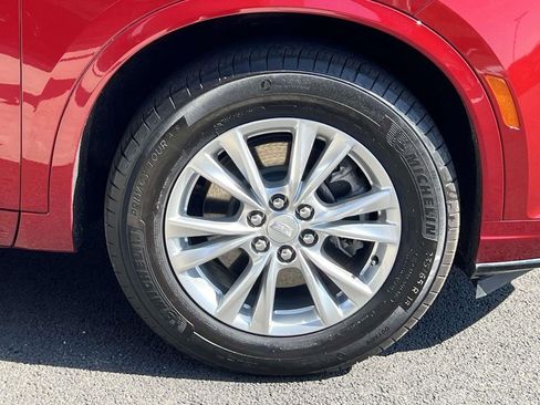 Used 2024 Cadillac XT6 Luxury image 7