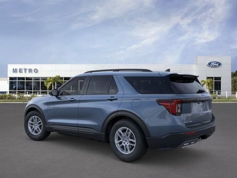 New 2026 Ford Explorer Active w/ Active Comfort Package RWD image 4