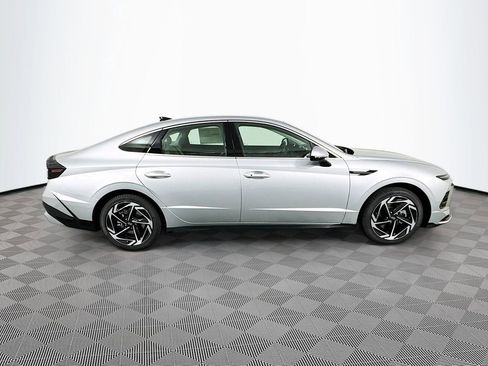 New 2026 Hyundai Sonata SEL FWD image 4