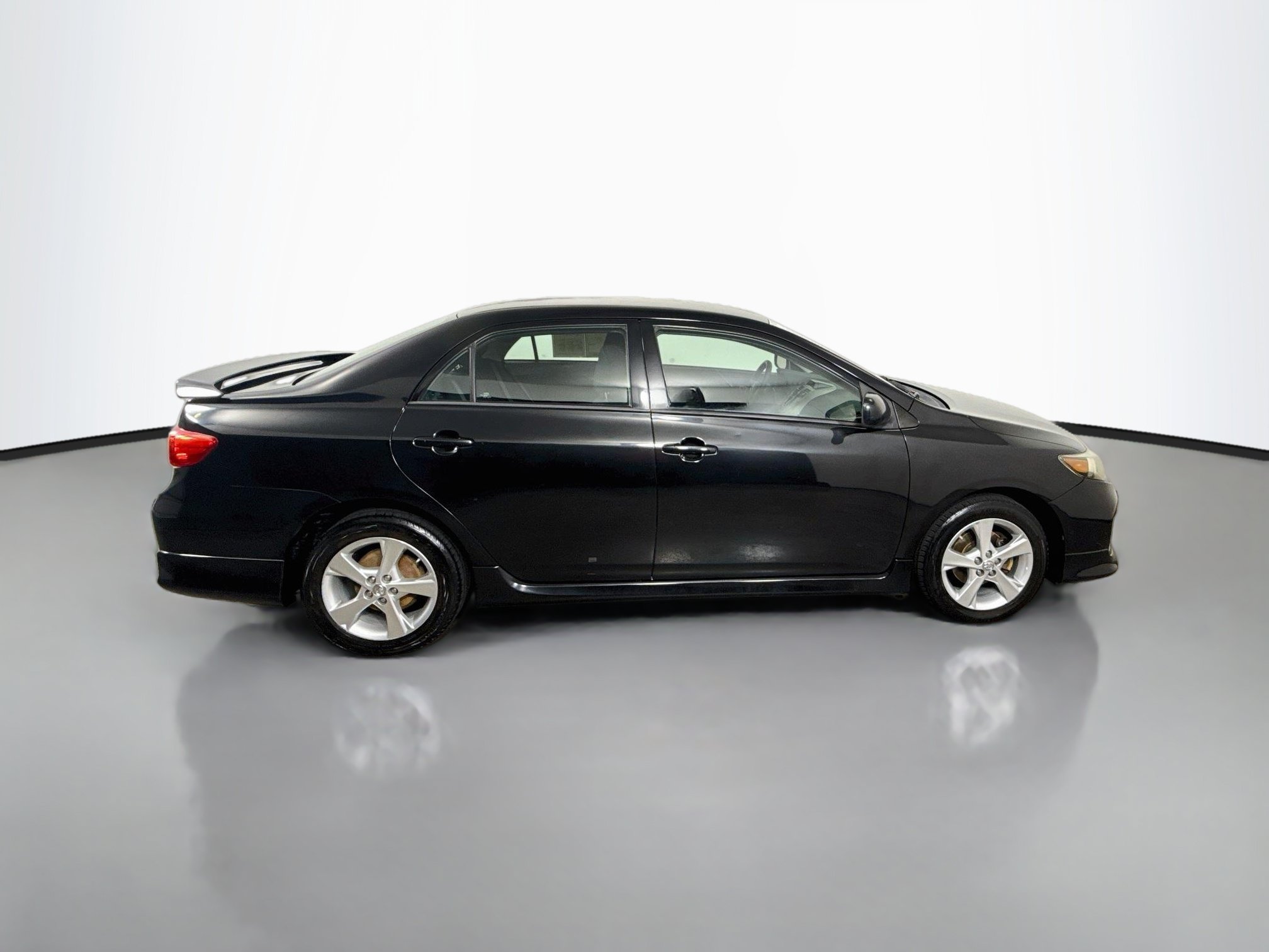 Used 2013 Toyota Corolla S FWD image 8