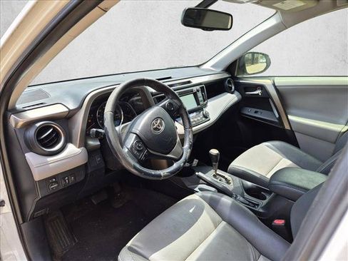 Used 2013 Toyota RAV4 Limited FWD image 9