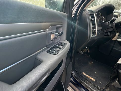 Used 2013 RAM 1500 Big Horn image 15