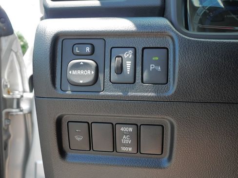 Used 2014 Toyota 4Runner Limited AWD/4WD image 24