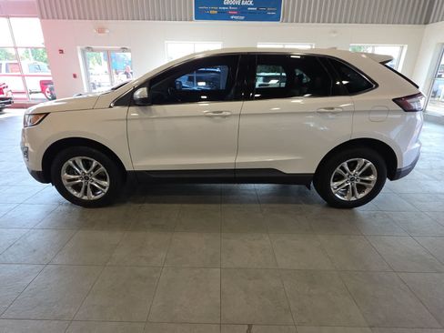 Used 2017 Ford Edge SEL w/ Equipment Group 201A AWD/4WD image 12