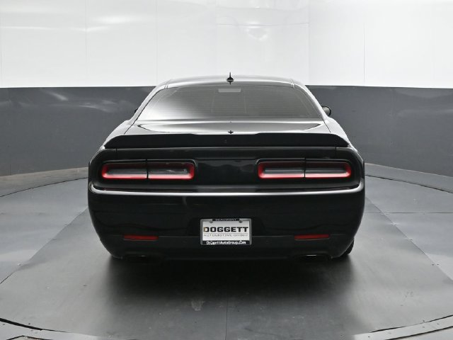 Used 2021 Dodge Challenger R/T Scat Pack RWD image 5