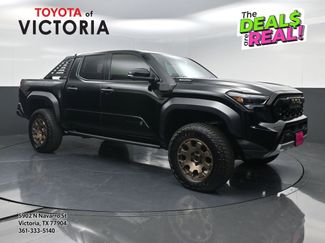 New 2025 Toyota Tacoma Trailhunter video 1