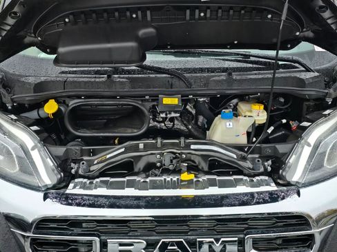 New 2026 RAM ProMaster 2500 w/ Quick Order Package 22G SLT image 10