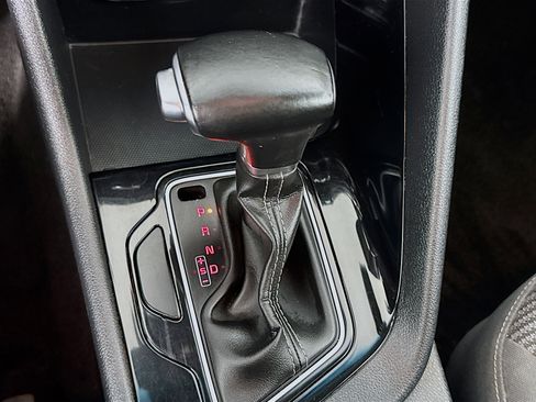 Used 2022 Kia Niro LXS image 19