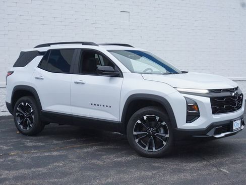 New 2026 Chevrolet Equinox RS w/ Convenience Package III image 3