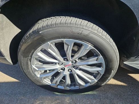 Used 2021 GMC Yukon Denali w/ Max Trailering Package image 3