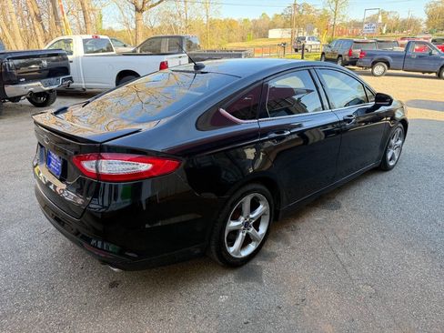 Used 2016 Ford Fusion S w/ Equipment Group 101A image 4