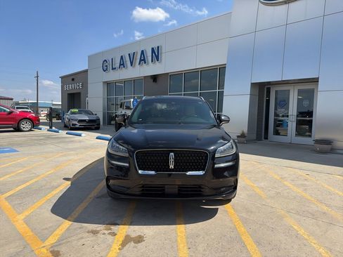 Used 2022 Lincoln Corsair Reserve w/ Equipment Group 201A image 2