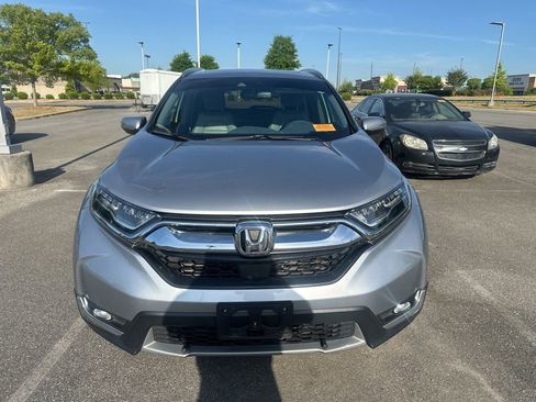 Used 2018 Honda CR-V Touring image 10