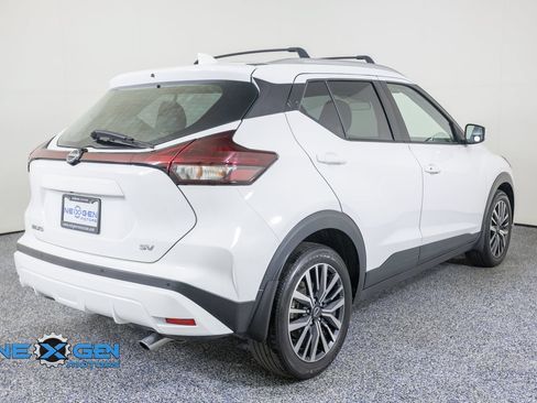 Used 2023 Nissan Kicks SV w/ Exterior Package FWD image 8