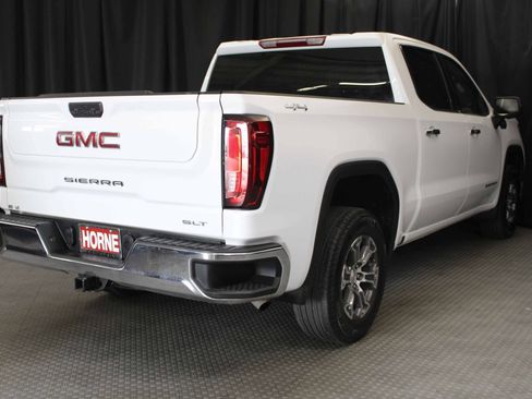 Used 2025 GMC Sierra 1500 SLT AWD/4WD image 14