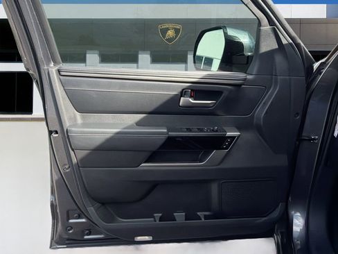 Used 2024 Toyota Tundra Limited image 21