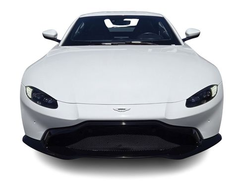 Used 2022 Aston Martin V8 Vantage Coupe image 2