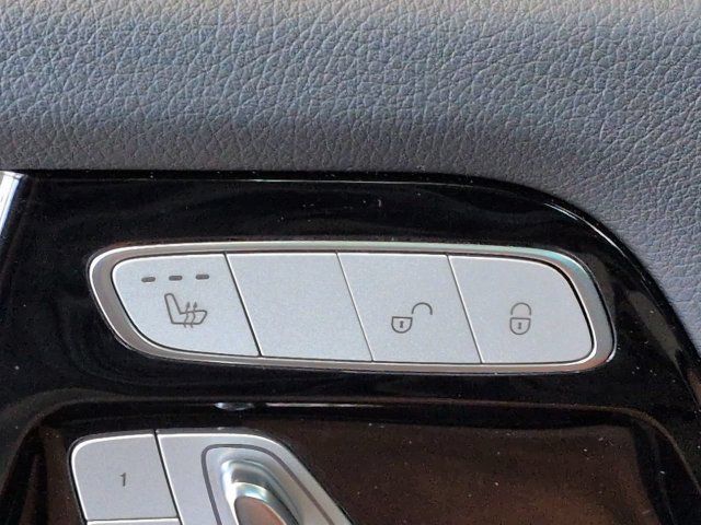 Used 2023 Mercedes-Benz G 550 image 28