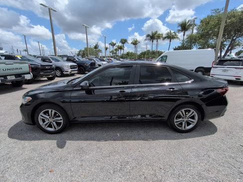 Used 2022 Volkswagen Jetta SE FWD image 8