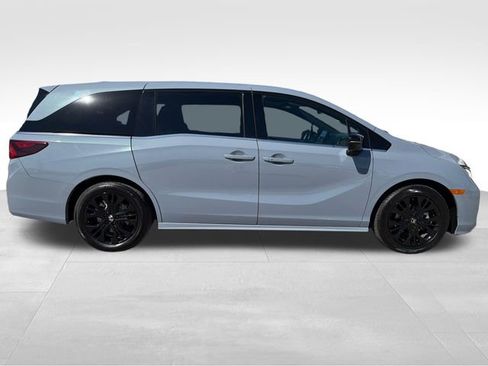 Used 2025 Honda Odyssey Sport-L image 4