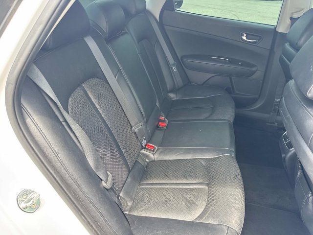 Used 2018 Kia Optima EX w/ Premium Package FWD image 23