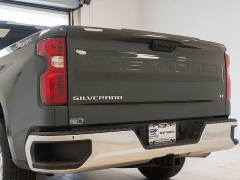 Used 2025 Chevrolet Silverado 1500 LT AWD/4WD image 10