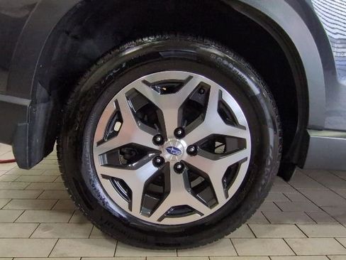 Used 2019 Subaru Forester Premium w/ All-Weather Package AWD/4WD image 25