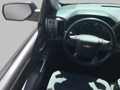 Used 2017 Chevrolet Silverado 1500 LT w/ All Star Edition AWD/4WD image 4