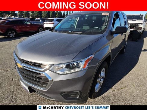 Used 2020 Chevrolet Traverse LS image 1