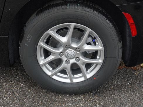 New 2026 Chrysler Pacifica Select image 11