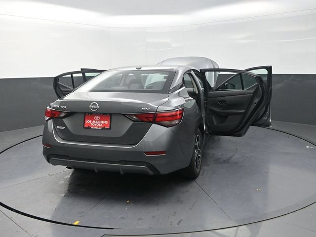 Used 2024 Nissan Sentra SV FWD image 44