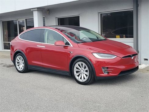 Used 2018 Tesla Model X 100D image 43