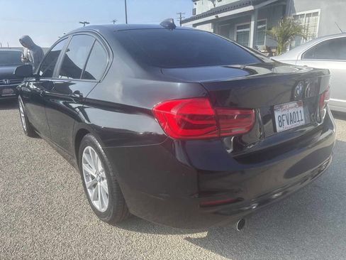 Used 2018 BMW 320i Sedan w/ Convenience Package image 3