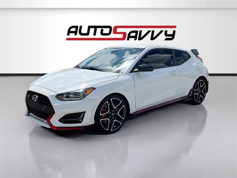 Used 2021 Hyundai Veloster N image 3