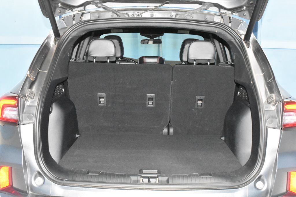 Used 2024 Ford Escape ST-Line w/ Tech Pack #1 FWD image 26
