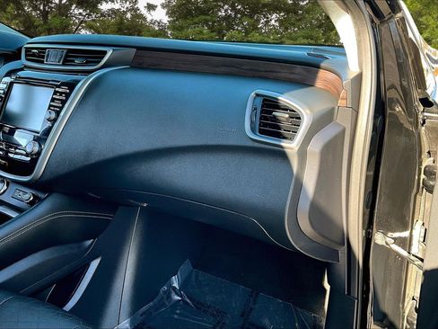 Used 2021 Nissan Murano Platinum w/ Cargo Package image 28