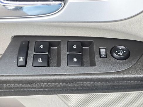 Used 2013 Chevrolet Equinox LS AWD/4WD image 22