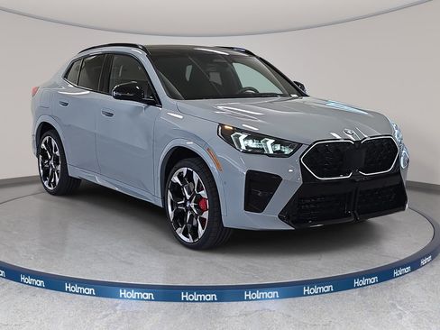 New 2026 BMW X2 xDrive28i w/ Technology Package AWD/4WD image 3