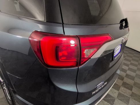 Used 2019 GMC Acadia Denali w/ Technology Package AWD/4WD image 11