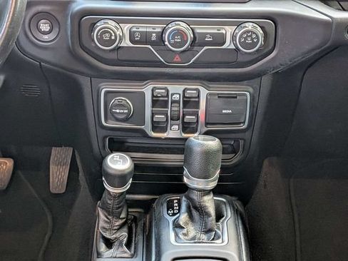 Used 2020 Jeep Gladiator Sport w/ Quick Order Package 24S AWD/4WD image 22
