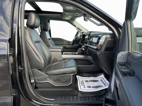 Used 2023 Ford F250 Lariat w/ Sport Appearance Package image 29