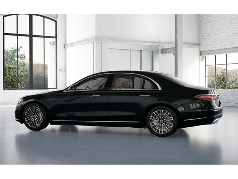 New 2026 Mercedes-Benz S 580 4MATIC Sedan image 31