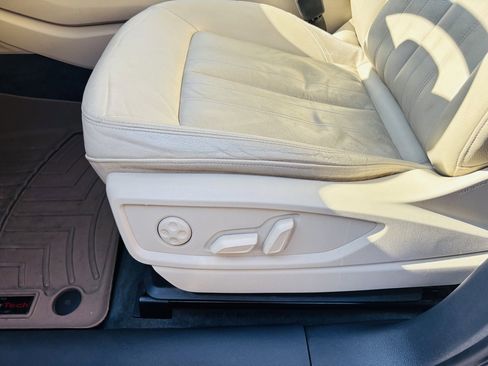 Used 2018 Audi Q5 2.0T Premium image 38