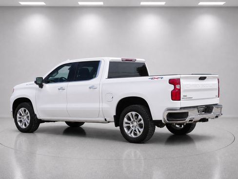 Used 2023 Chevrolet Silverado 1500 LTZ AWD/4WD image 5