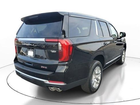 New 2026 GMC Yukon Denali w/ Sun & Power Step Package image 3