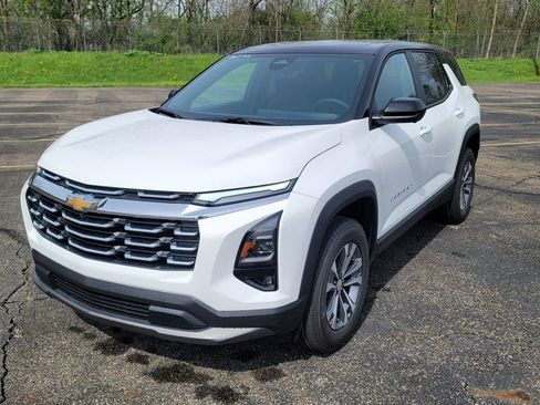 New 2026 Chevrolet Equinox LT w/ Convenience Package II FWD image 5