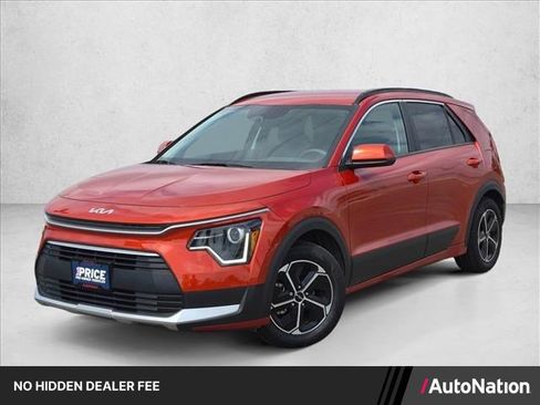 Used 2023 Kia Niro LX FWD image 1