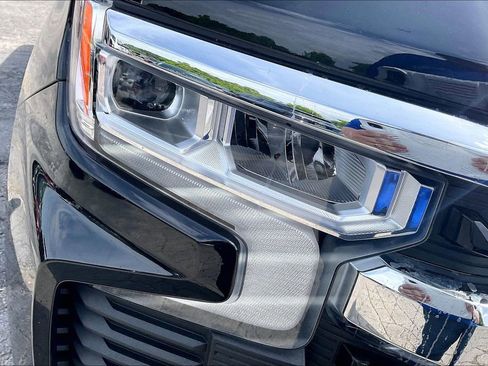 Used 2024 Chevrolet Silverado 1500 LT AWD/4WD image 31